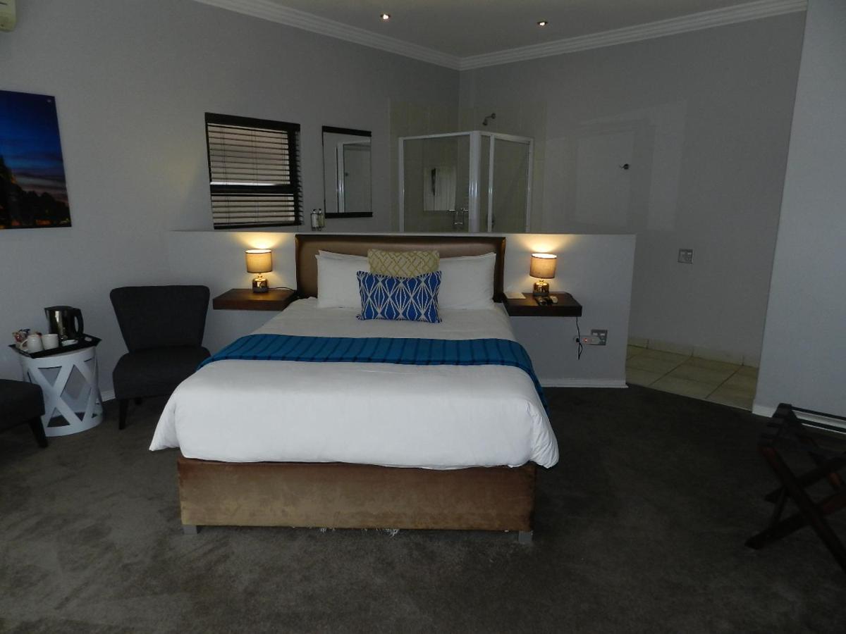 Le Petit Fillan Sandton Exterior foto