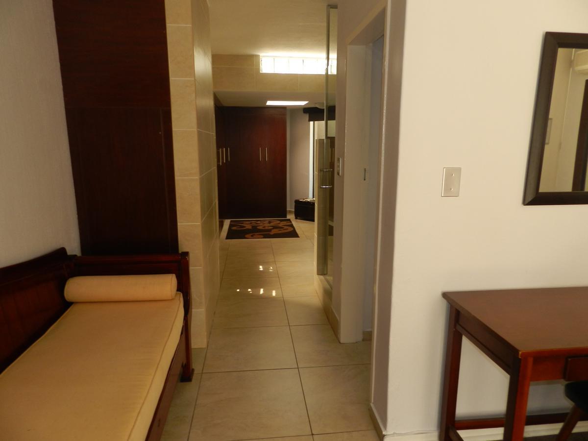 Le Petit Fillan Sandton Exterior foto